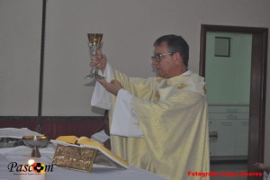 Foto 1ª Eucaristia Matriz - Izaias Pascom (14)
